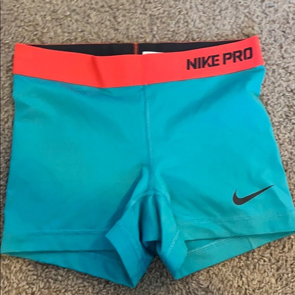 Nike | Shorts | Nike Pro 25 Inch Shorts 
